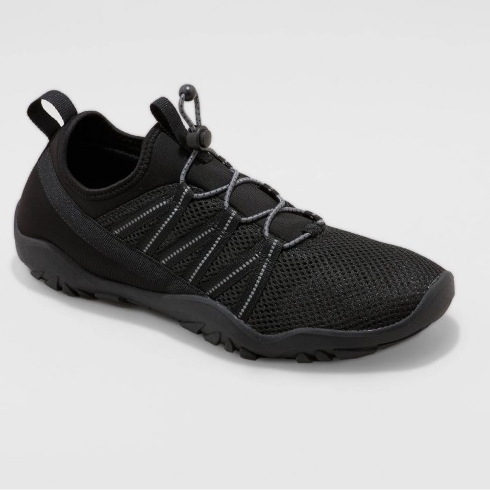 All In Motion Men's Max Water Shoes Black. Size 10